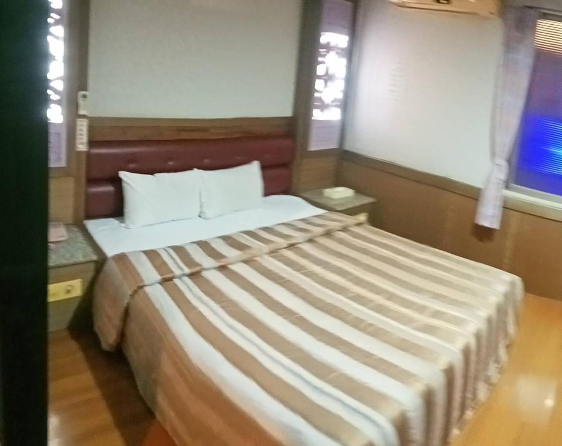 Love Boat Motel 차오저우 진 외부 사진